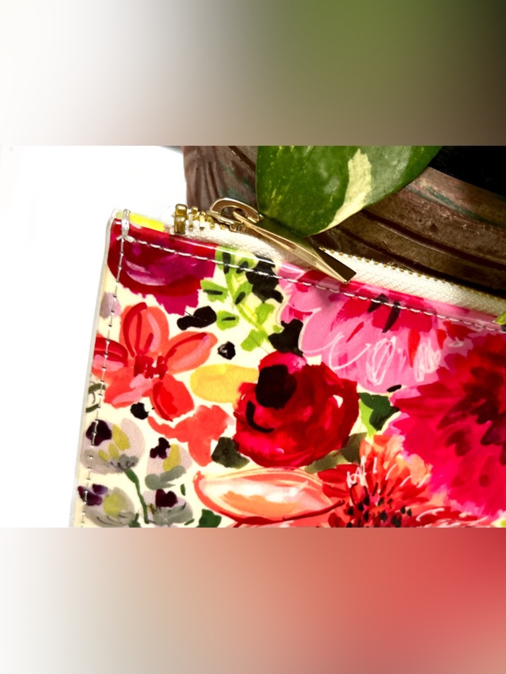 Kate Spade Colorful Floral Pouch/travel bag/Cosmetic. - Picture 7 of 11